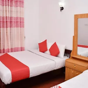 https://la-rose-home-stay.kandyhotelsnow.com