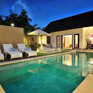 https://villa-capri.ubudhotelsnow.com