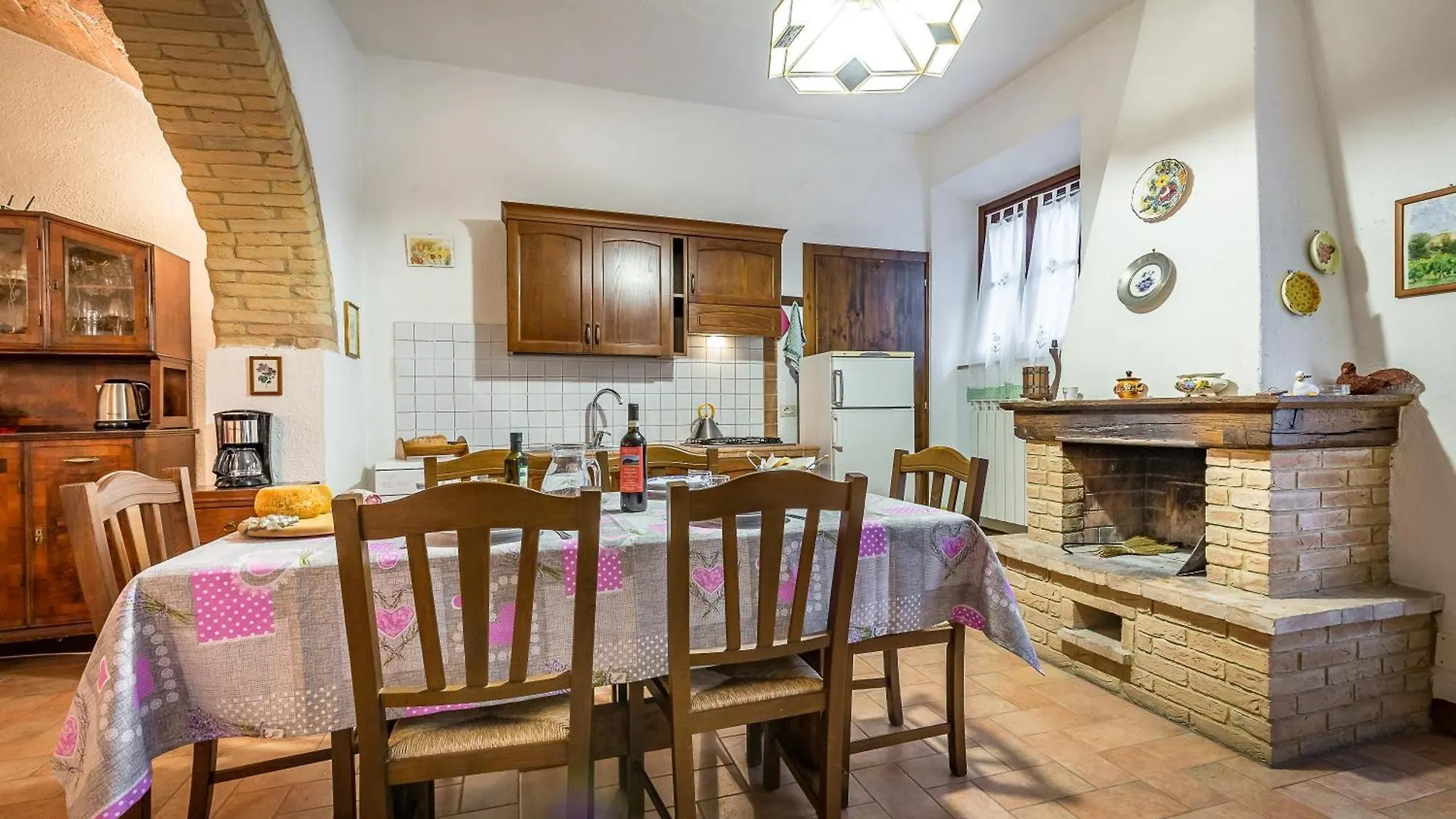 Farm stay Agriturismo Poggiacolle Villa San Gimignano Italy
