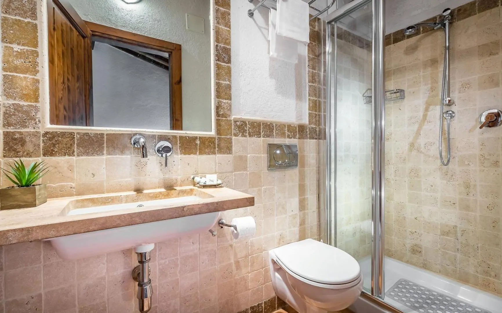 Farm stay Agriturismo Poggiacolle Villa San Gimignano